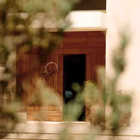 Epavli Papadopoulou - Luxurious Mansion *