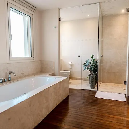 Epavli Papadopoulou - Luxurious Mansion Villa