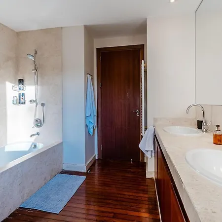 Epavli Papadopoulou - Luxurious Mansion * Kornos